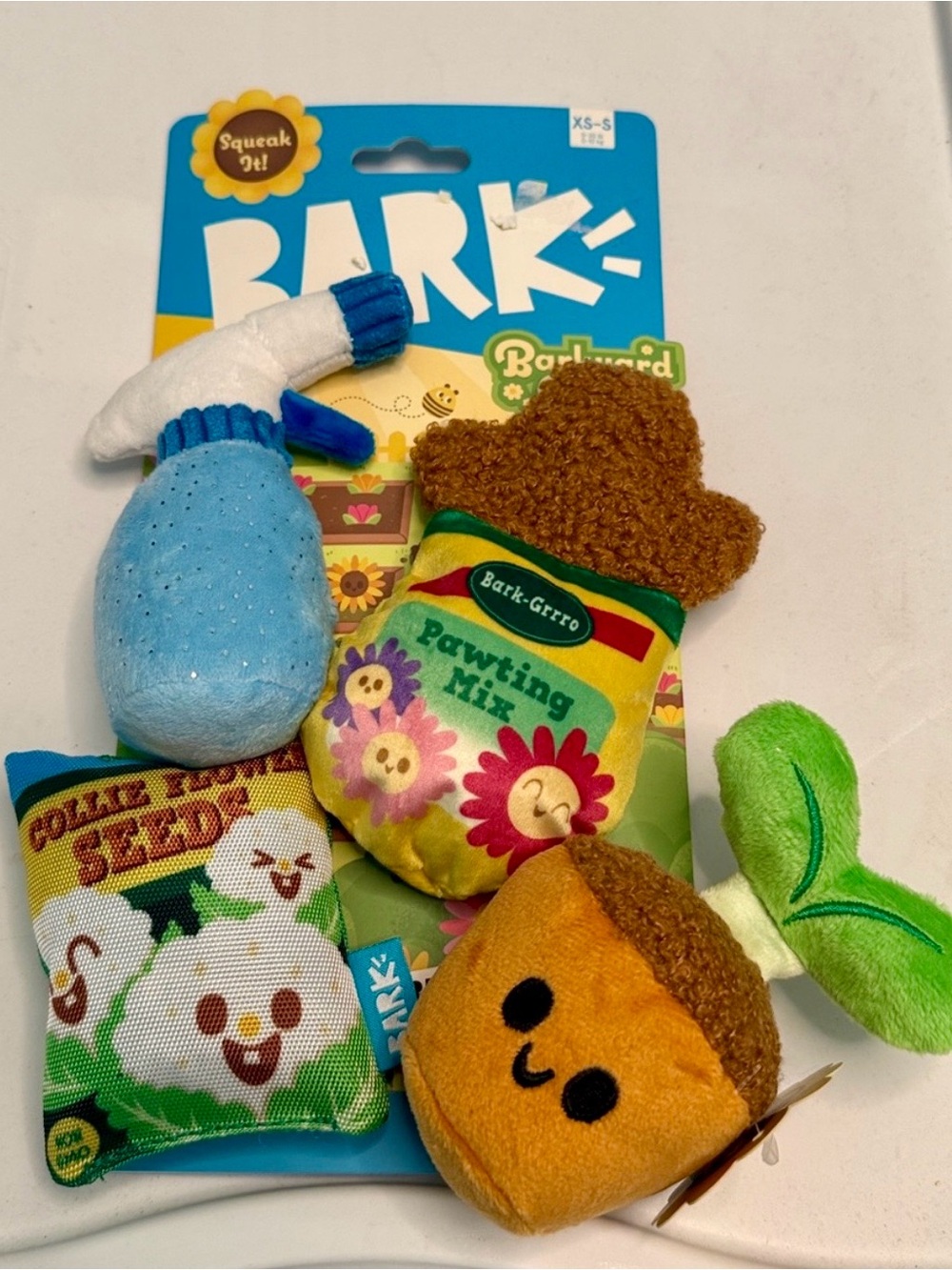 NWT BarkBox Green Paw Starter Kit Garden Dog Toy Set 4-in-1 Squeaker Plush